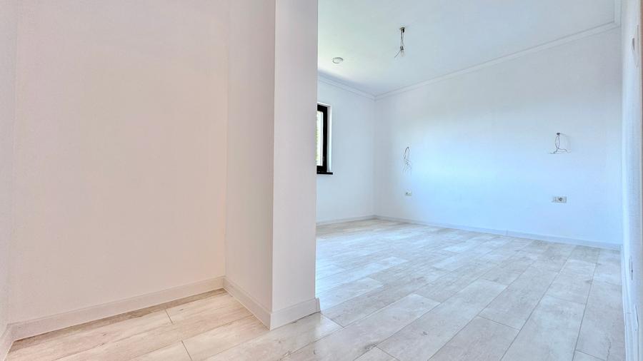 Casa eficienta energetic cu teren 500 mp in Harman - 17