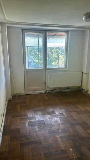 Apartament 3 camere decomandat - 2