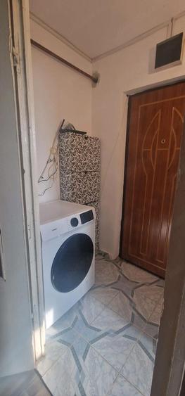 Inchiriez garsoniera mobilata Valea Rosie - 2