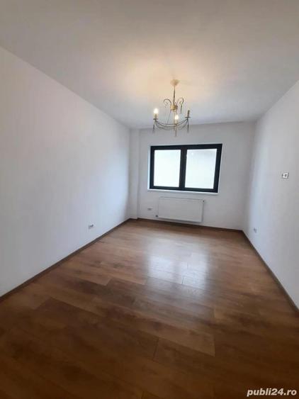 Vila.5 camere,Metrou Mihai Brav - 2