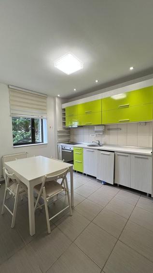 3 camere cu 84 mp de curte | 2 parcari subterane | boxa 8 mp amenajata - 9