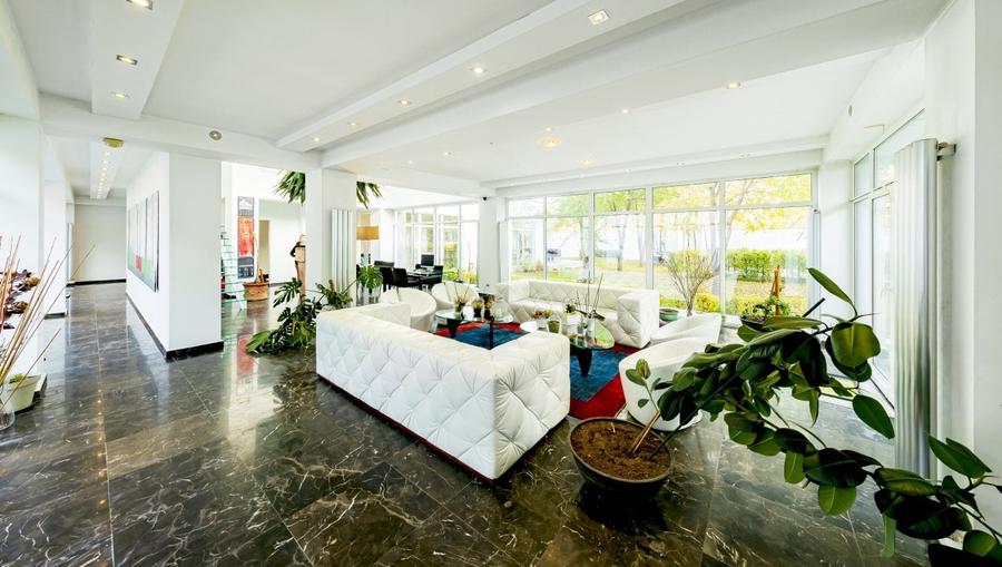 Un Domeniu Unic Lângă București. Luxul Pe Un Singur Nivel: Vilă De Vânzare - 21