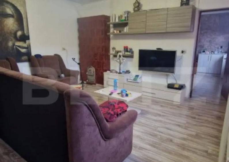 Casa 5 camere, Sacele , panouri solare 6kw, terasa , 835 mp - 12