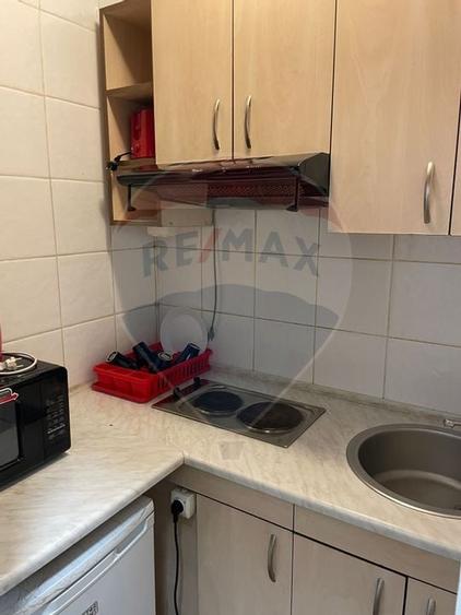 Studio de 35 mp etaj 1 – Str. Nicolae Iorga - centrala proprie - 8