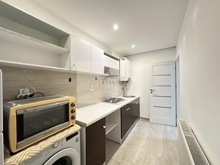 1 cameră decomandată/Zona Casa Vikingilor - 4