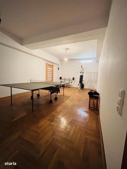 Vila Cu 14 Camere Si 3405 Mp Teren In Sanmartin - 20