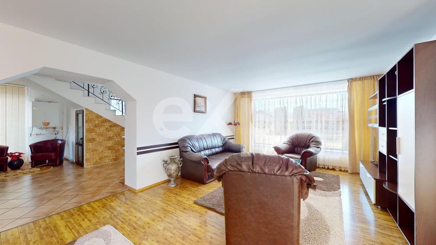 Casa de inchiriat in Tohanu Nou – spatiu, curte si liniste, aproape de Bran - 3