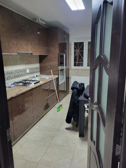 Apartament cu 4 camere Jumbo Center - 4