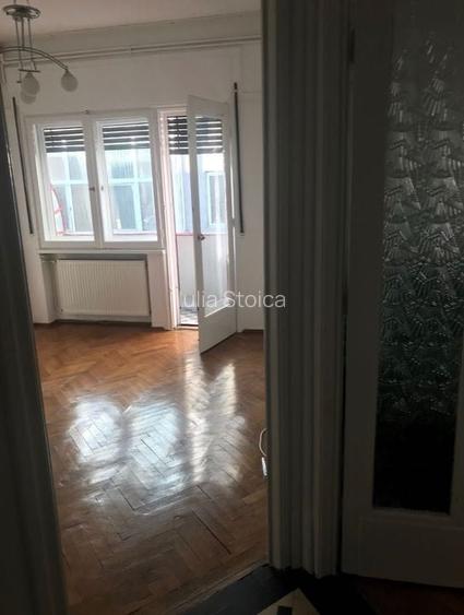 De Inchiriat Apartament 3 camere Universitate Nemobilat, sector 2
