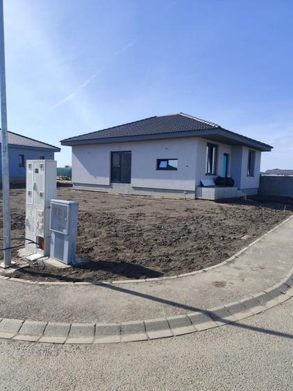 Vand casa noua in Via Carmina in apropiere de Lasser Sistm ,3 camere!! - 4