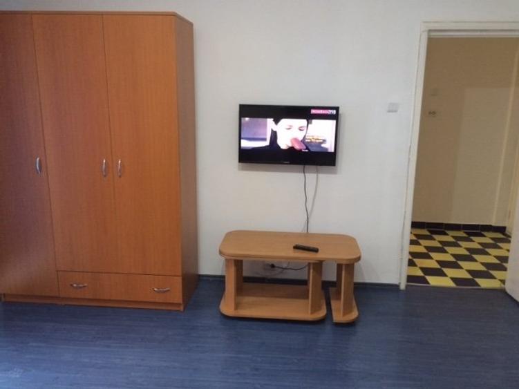 UNIRII-CAMAERA DE COMERT- garsoniera mobilata ,et3,VEDERE  SUPERBA,450 EURO - 6