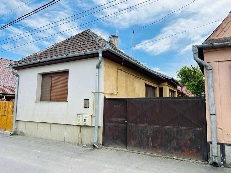 Casă cu 3 camere în Central