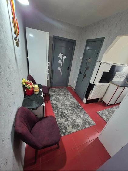 Apartament cu 2 camere nedecomandat în Central