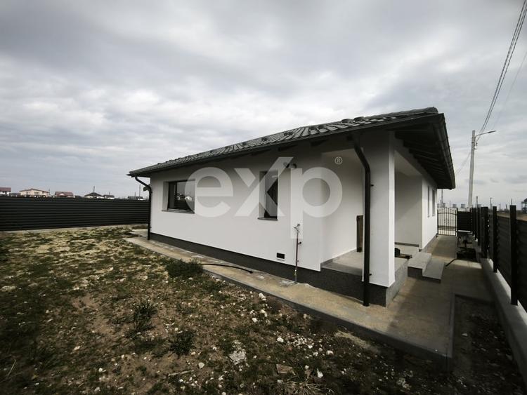 BRADU | Casa Noua | 3 camere | Zona Primărie - 1