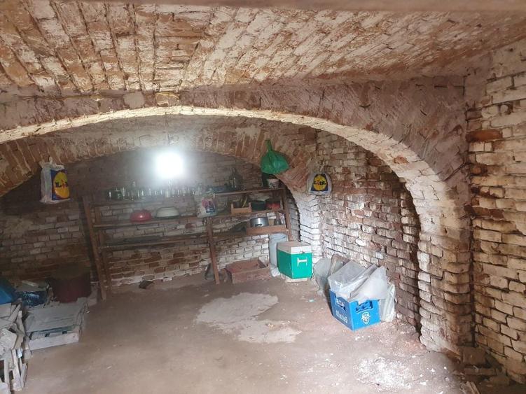 Casa de vanzare in Bratovoesti - 3