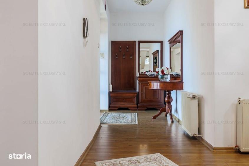 OVIDIU VILE S+P+1+M-5 dormitoare 3 bai,garaj apr. de LAC 495000 eur! - 14