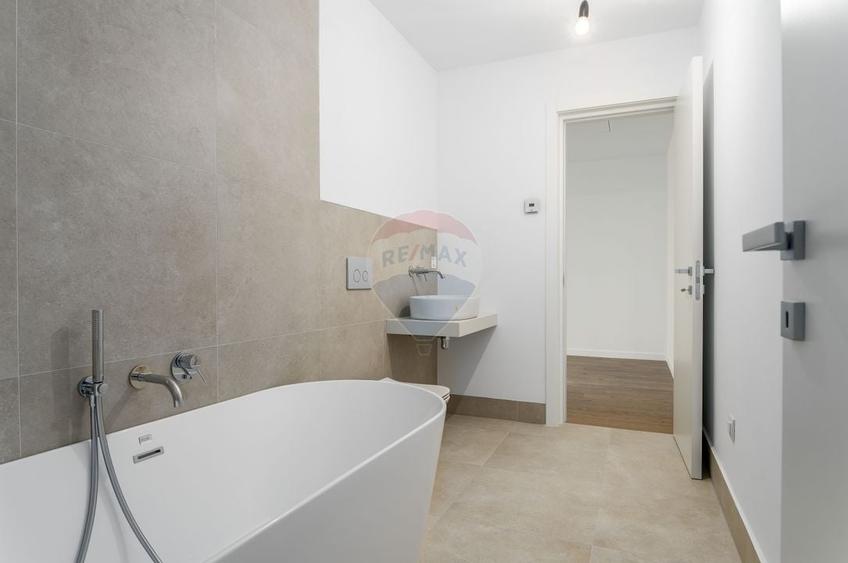 Apartament Amber Forest cu 2 camere, echipat complet, parcare inclusa - 7