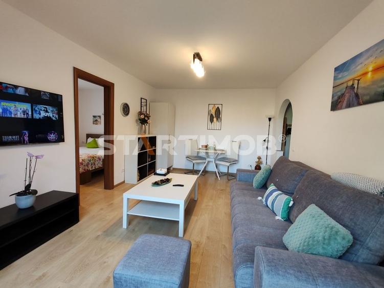 Apartament mobilat doua camere Piata Astra - 3