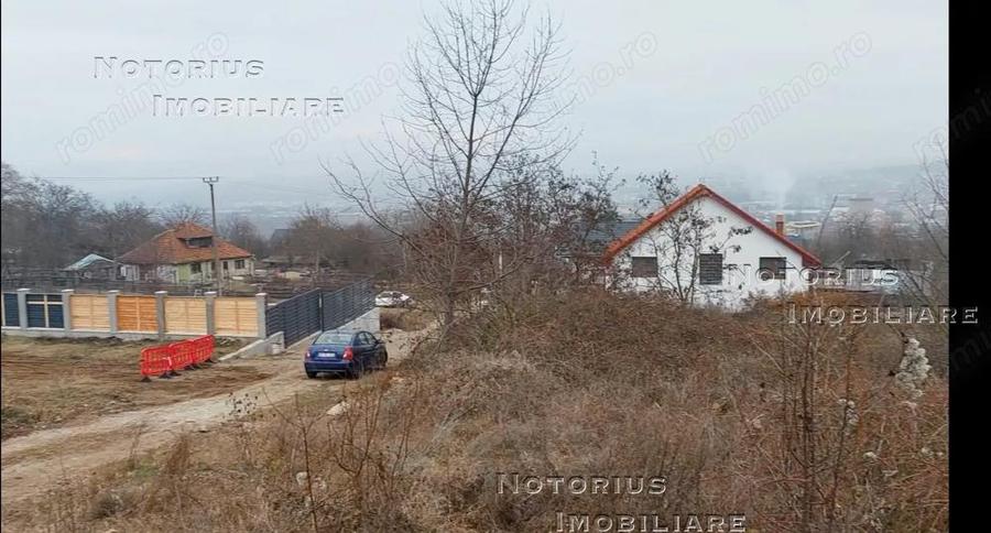 Loc de casa in Hunedoara, 3 parcele de teren intravilan. - 2