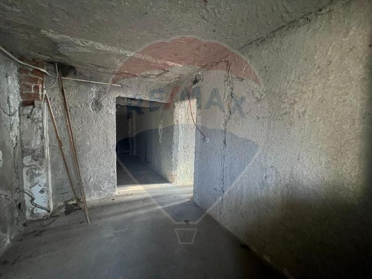 Apartament 3 camere b dul Bucuresti - 2