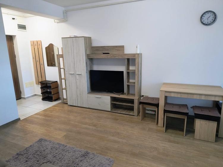 Inchiriere particular, garsoniera 35mp Spital Fundeni - 10