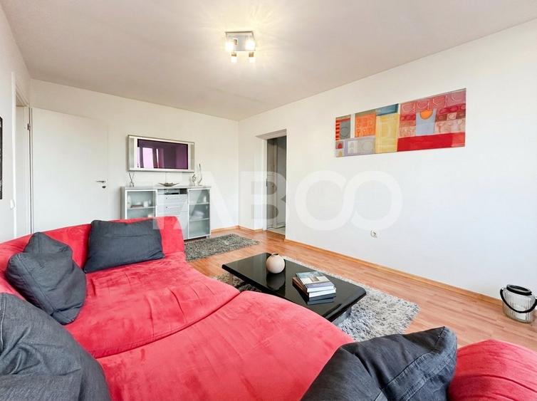 De vanzare apartament cu 4 camere mobilat in zona Stadion Corvinul - 2