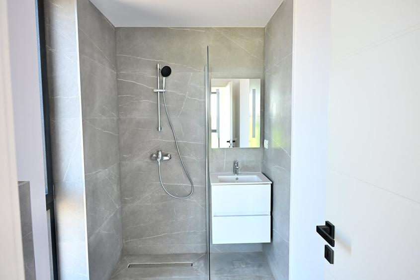 Casă duplex P+1+M, 162 mp utili, curte 150 mp — Otopeni, 5 min aeroport - 12