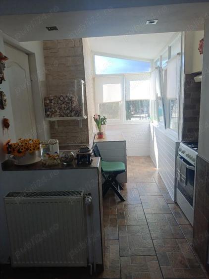 Vand Apartament 4 camere Ultracentral etaj 1 - 5