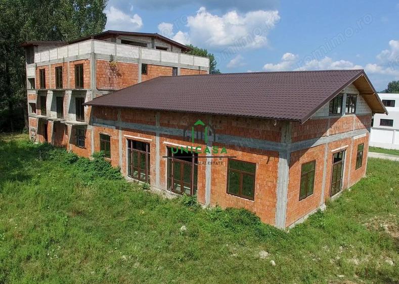 Pensiune de Vanzare cu Priveli?te Panoramica catre Raul Olt - 5