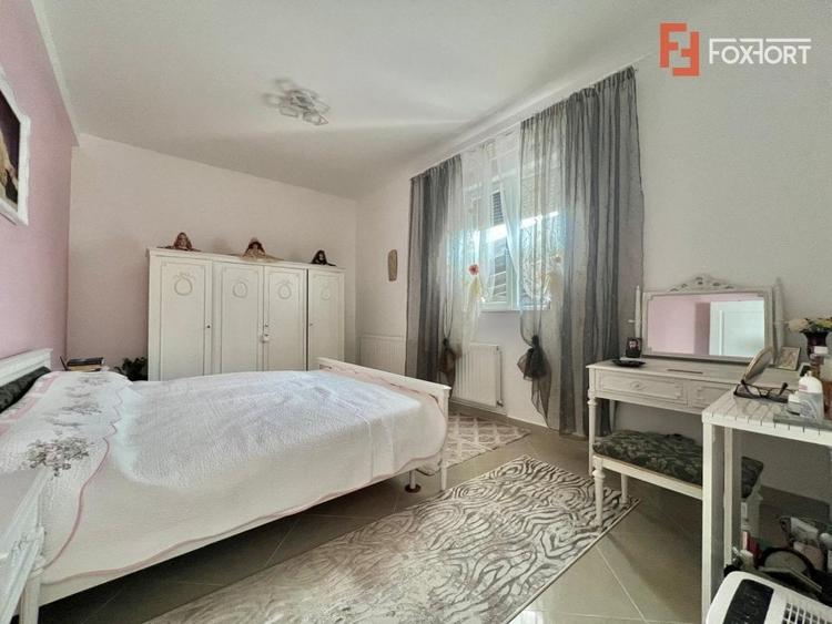 Casa Individuala cu 9 camere de vanzare, zona Ghiroda - 5