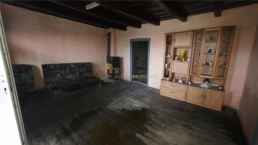 CASA 4 CAMERE 141 MP UTILI  CURTE LIBERA 1688 MP TEREN TOTAL 1839 - 8