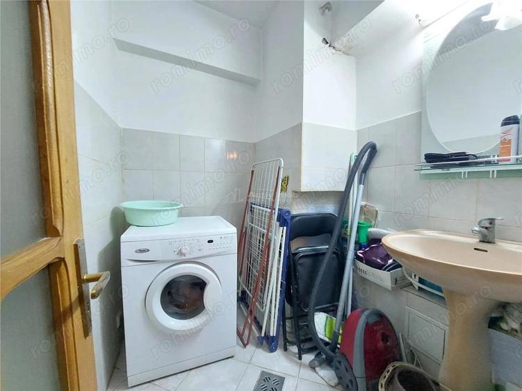 4 camere,decomandat, 92 mp, etaj 7, loc parcare, Centru -Unirii - 2