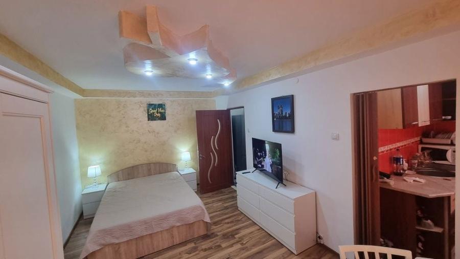 Inchiriez garsoniera - 7