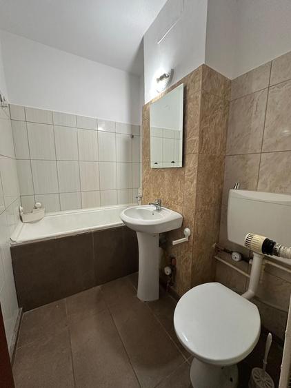 Garsoniera Decomandata - Sector 3 - Ozana / Titan - 10