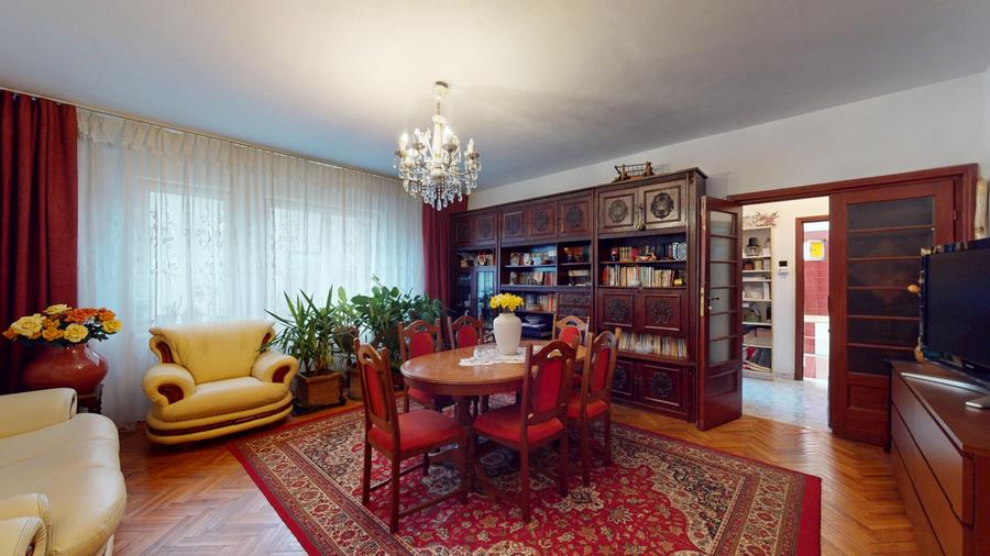 Vila spațioasă 13 camere, 350 mp utili, Dămăroaia, Sector 1 | comision 0% - 8