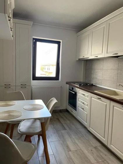 Apartament cu 3 camere curte comuna POD la 4 minute de magazinul Penny - 1