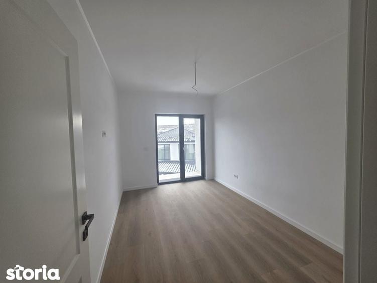 Apartament cu 4 camere în Bârnova