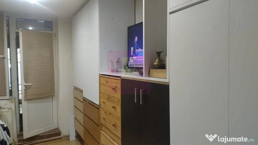Apartament cu 2 camere semidecomandat în Baba Novac