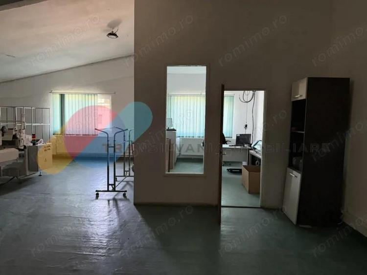 Complex industrial de vanzare 2 hale produc?ie + cladire birouri + parcare, ac - 12