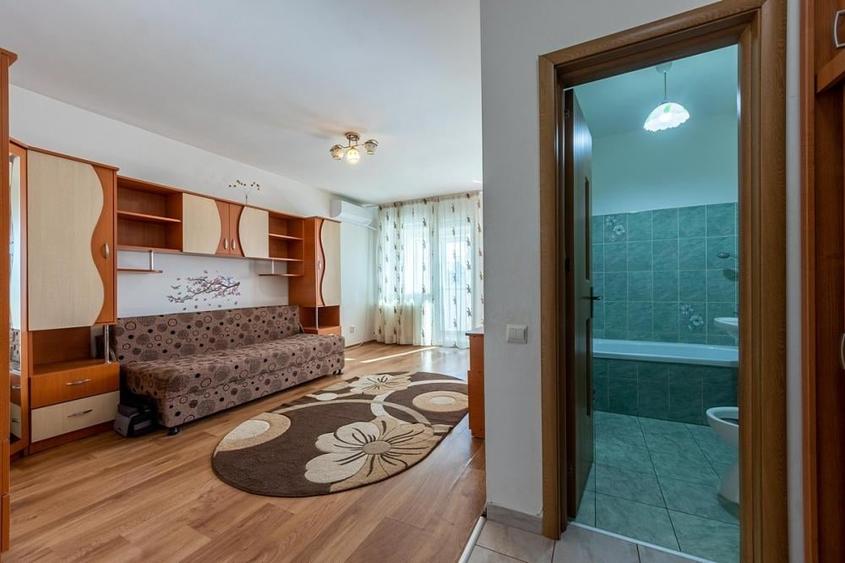 Aparatorii Patriei, garsoniera et.1, langa AutoNesti - 2