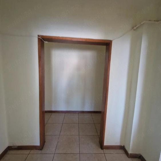 Apartament cu 2 camere decomandat în Malu Roșu