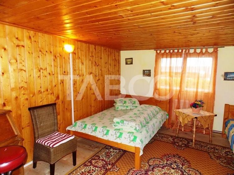 Pensiune la cheie 13 camere  15 locuri parcare si teren 3000 mp - 37