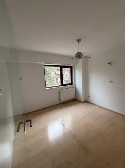 Vanzare Apartament tineretului - 9