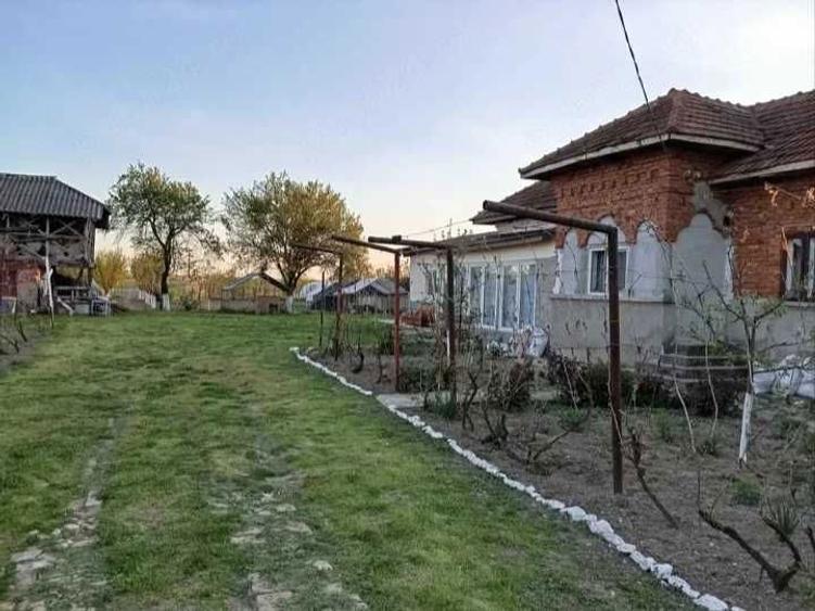 Casa de vanzare cu teren in Leordeni -Moara Mocanului- Arges - 5