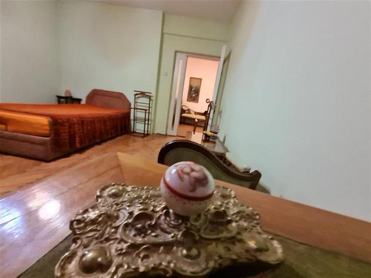 Decomandat pe 2 camere+ birou, etaj 1, Bulevardul Grivitei, Brasov - 19