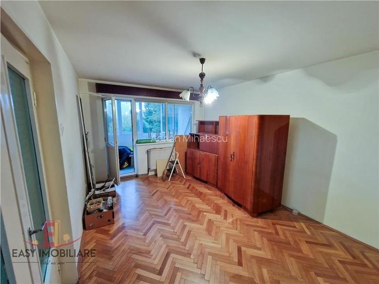 Apartament 3 camere decomandate, Bd. 1848, etaj 3 cu lift, Targu Mures Apartament 3 camere decomandate, Bd. 1848, etaj 3 cu lift, Targu Mures
