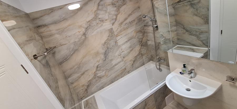 Prin Agentia Sedako,ap2 cam+parcare subterana, str.Marginii/OMV Aradului - 21