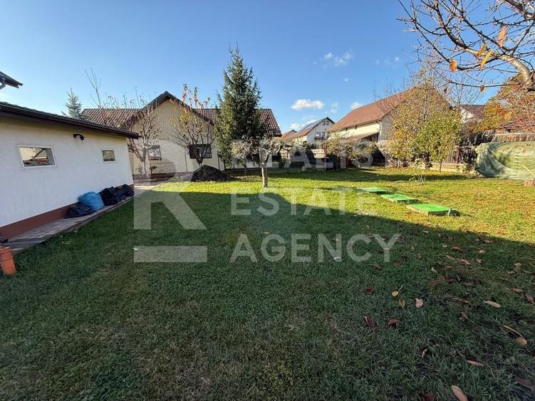 Vânzare, vilă, 5 camere și 1000 mp de teren, Valea Lupului, Iași - 2