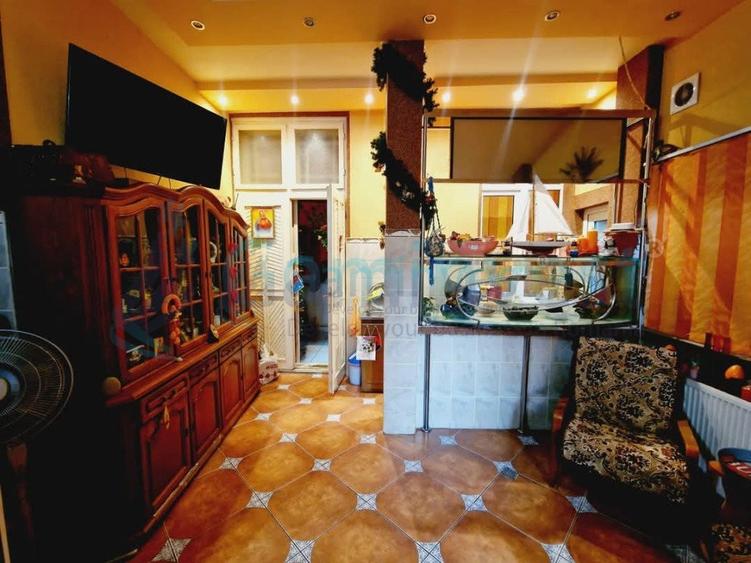 Apartament cu 3 camere de vanzare in Oradea, zona centrala - 1