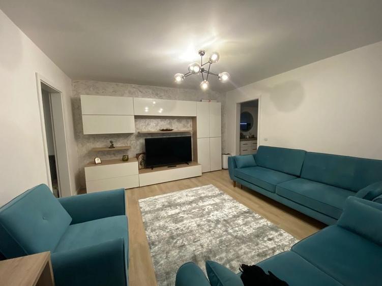 Apartament cu 2 camere semidecomandat în Central